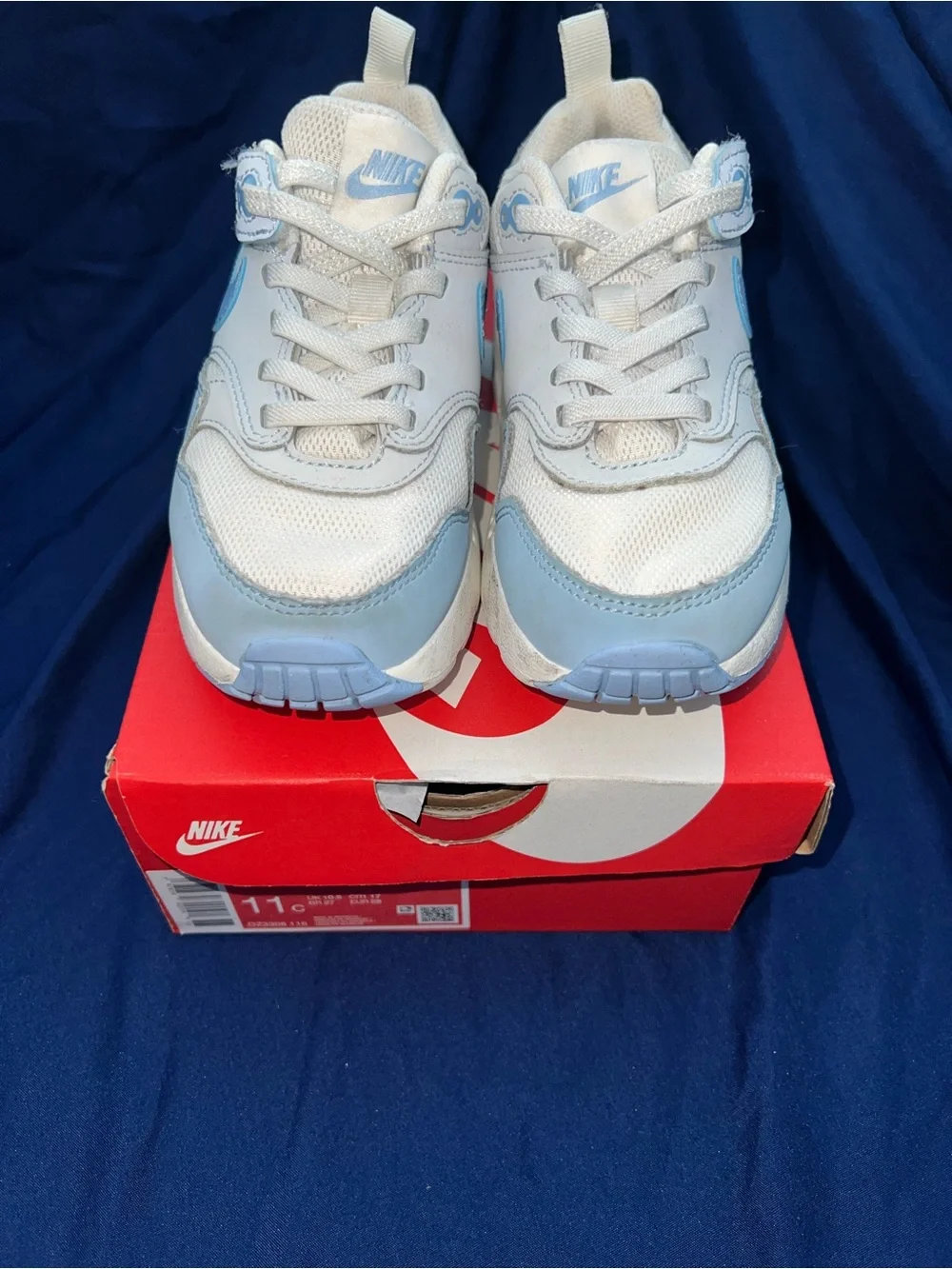 Nike Kids Airmax 1 Light Blue and White Low-Top Sneakers Sz 11c